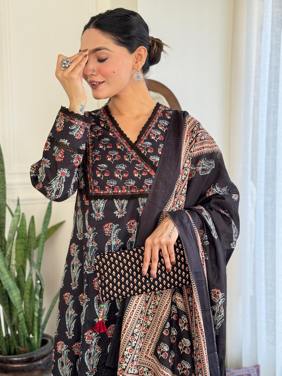 Gunjan A-Line Boota Cotton Set- Black
