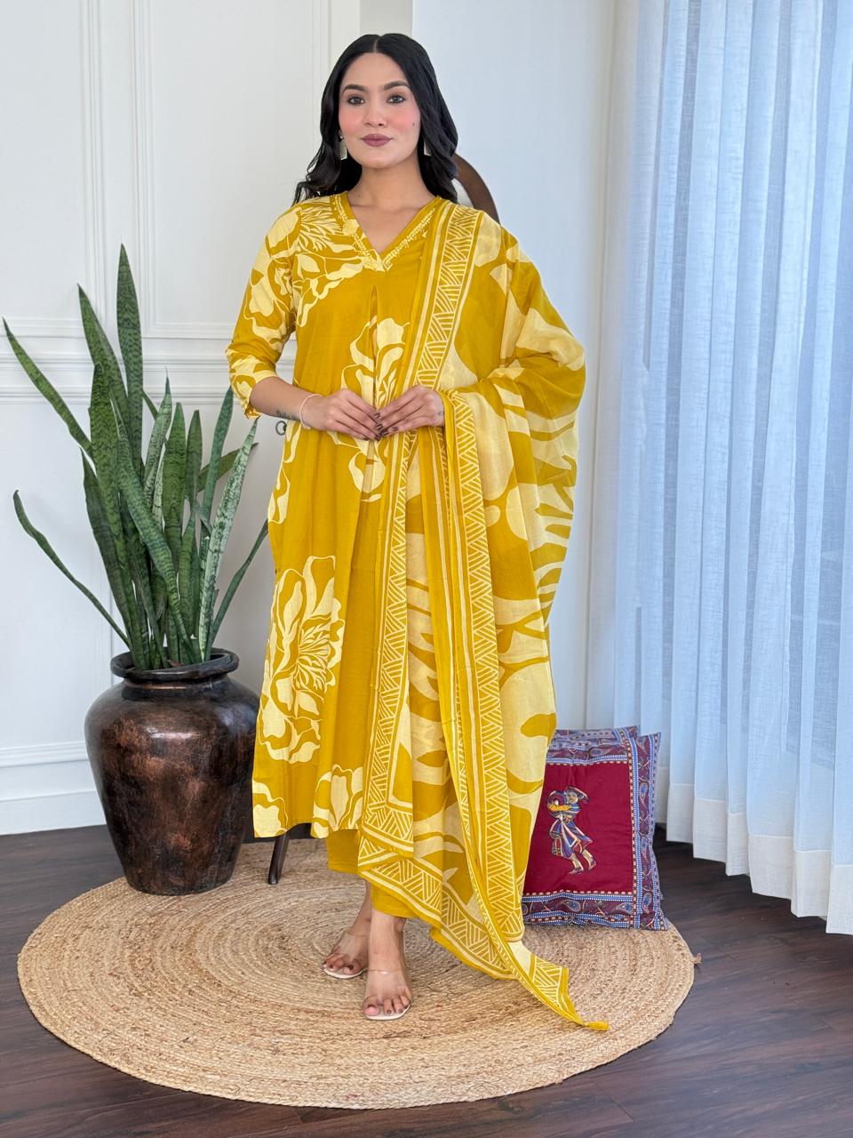 Ruhi Boota Cotton Set- MUSTURED
