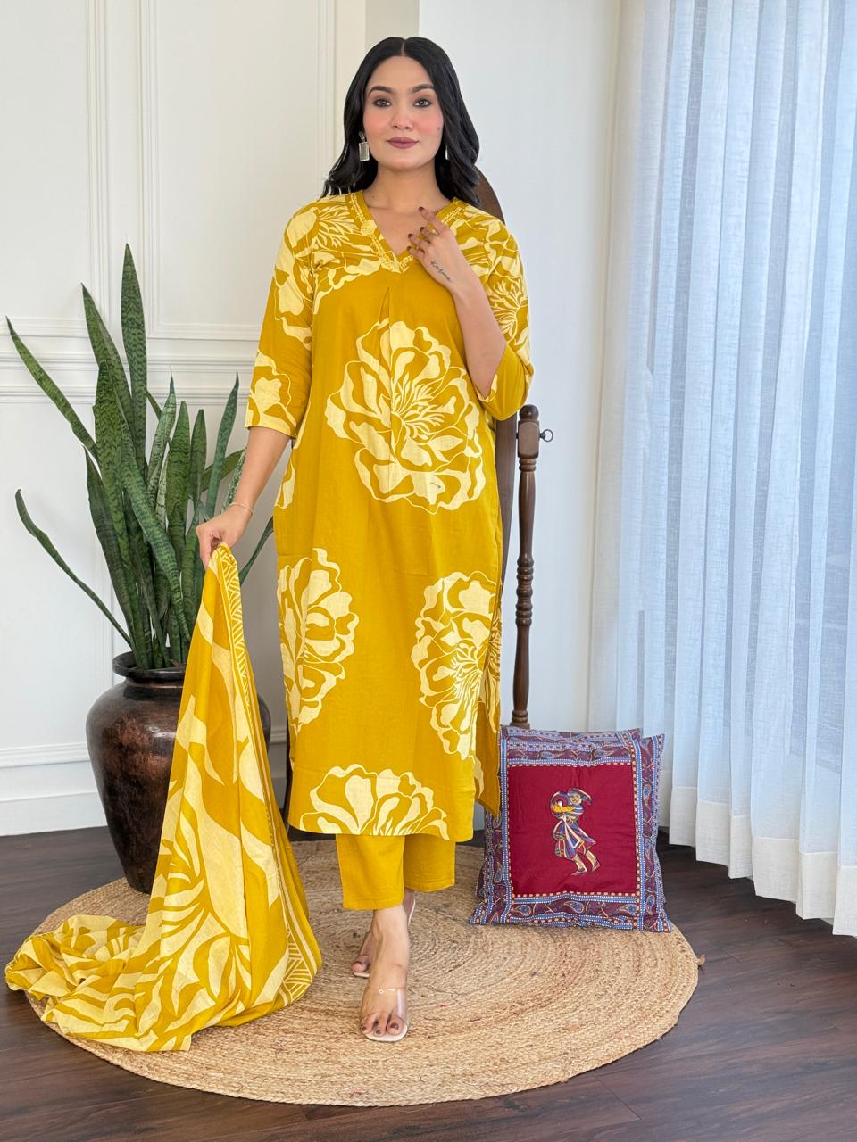 Ruhi Boota Cotton Set- MUSTURED