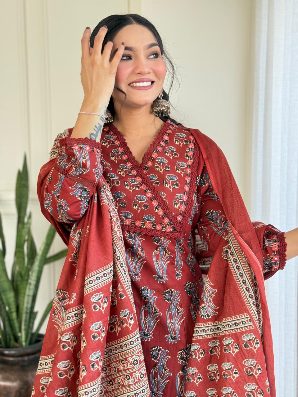 Gunjan A-Line Boota Cotton Set- Maroon