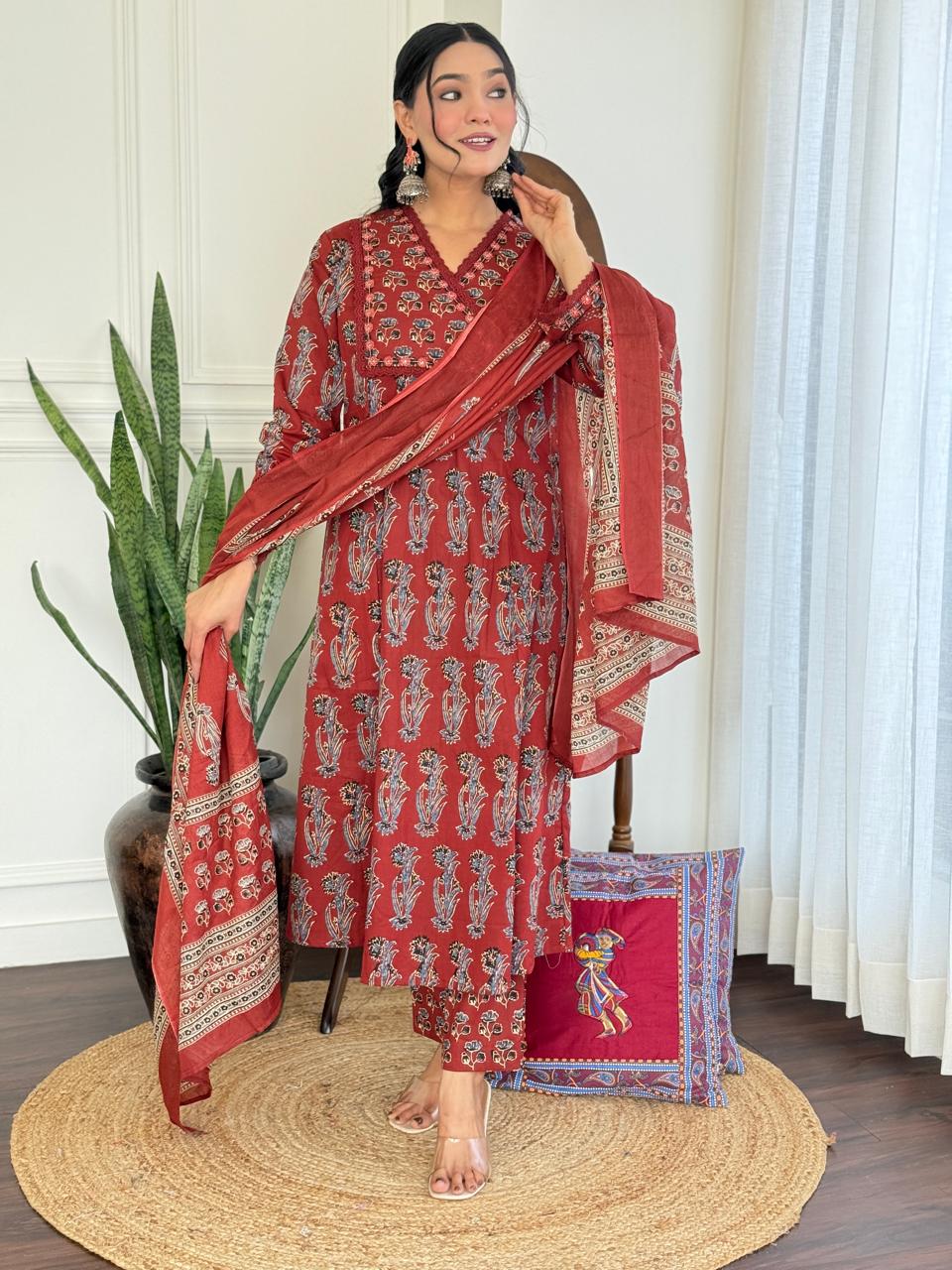 Gunjan A-Line Boota Cotton Set- Maroon