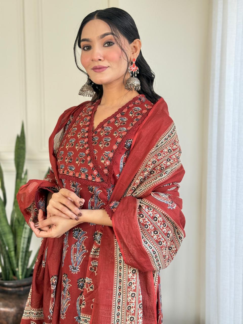 Gunjan A-Line Boota Cotton Set- Maroon