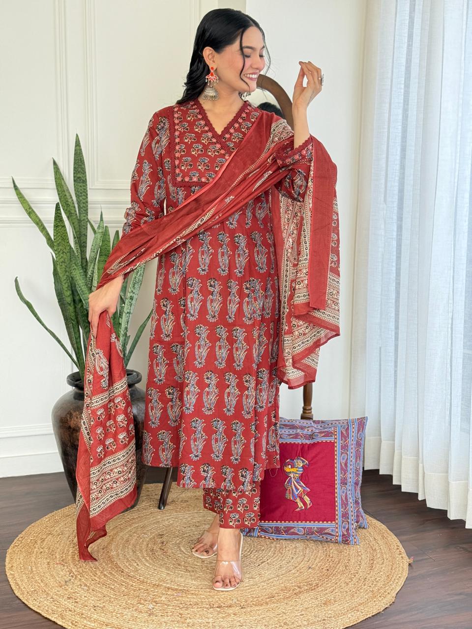 Gunjan A-Line Boota Cotton Set- Maroon