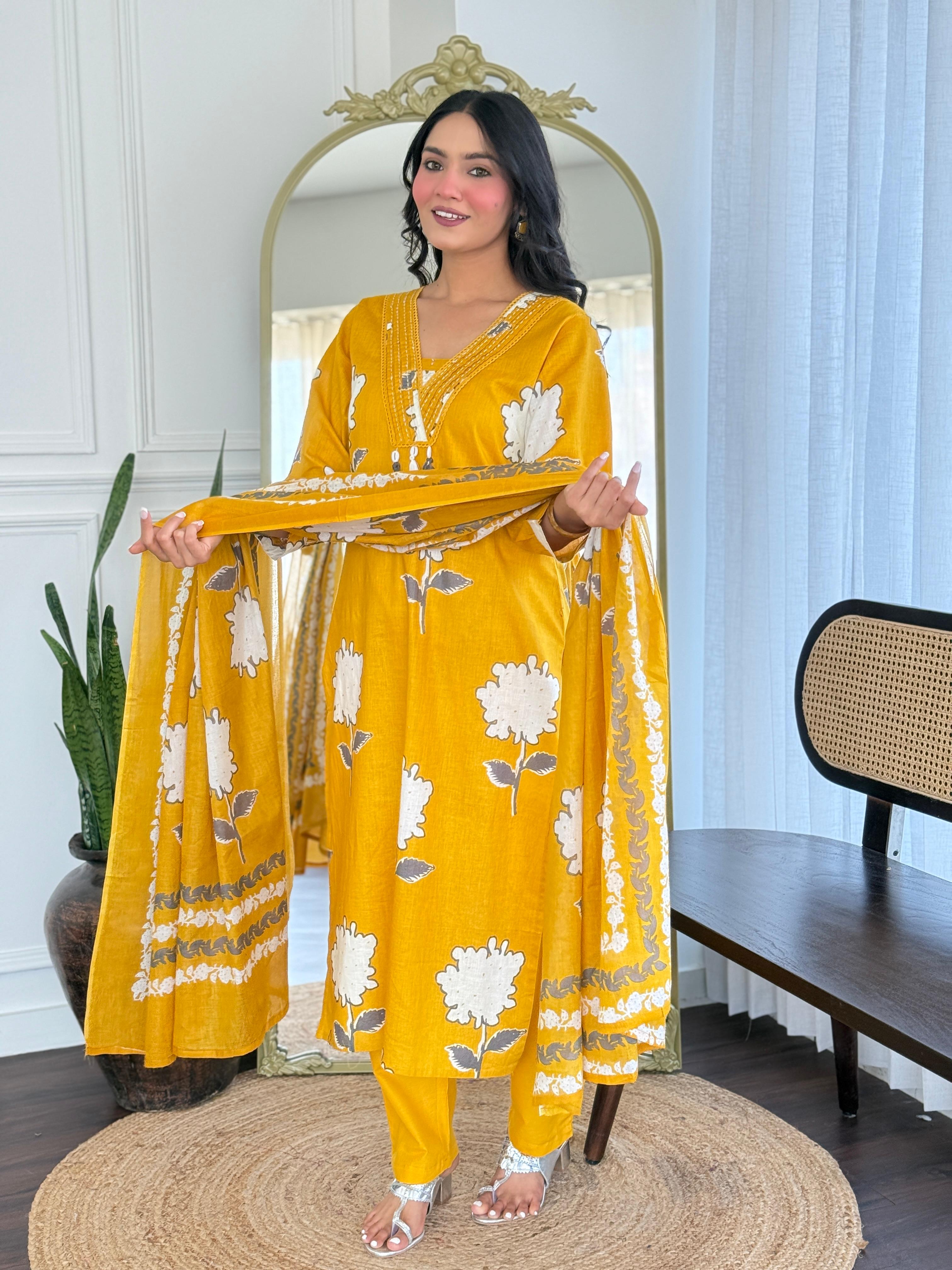 Rose Floral Printed Cotton Suit Set - yellow