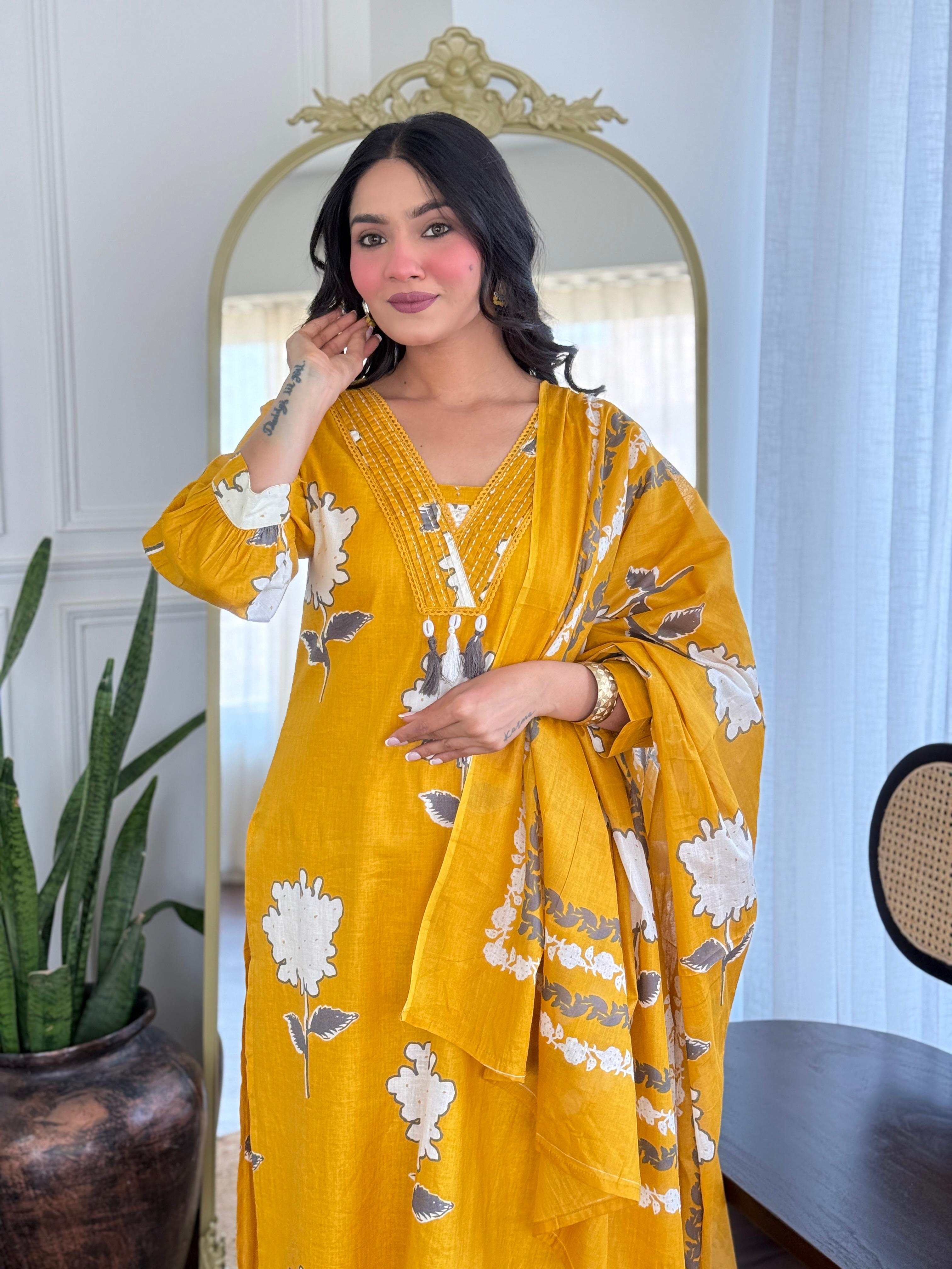 Rose Floral Printed Cotton Suit Set - yellow