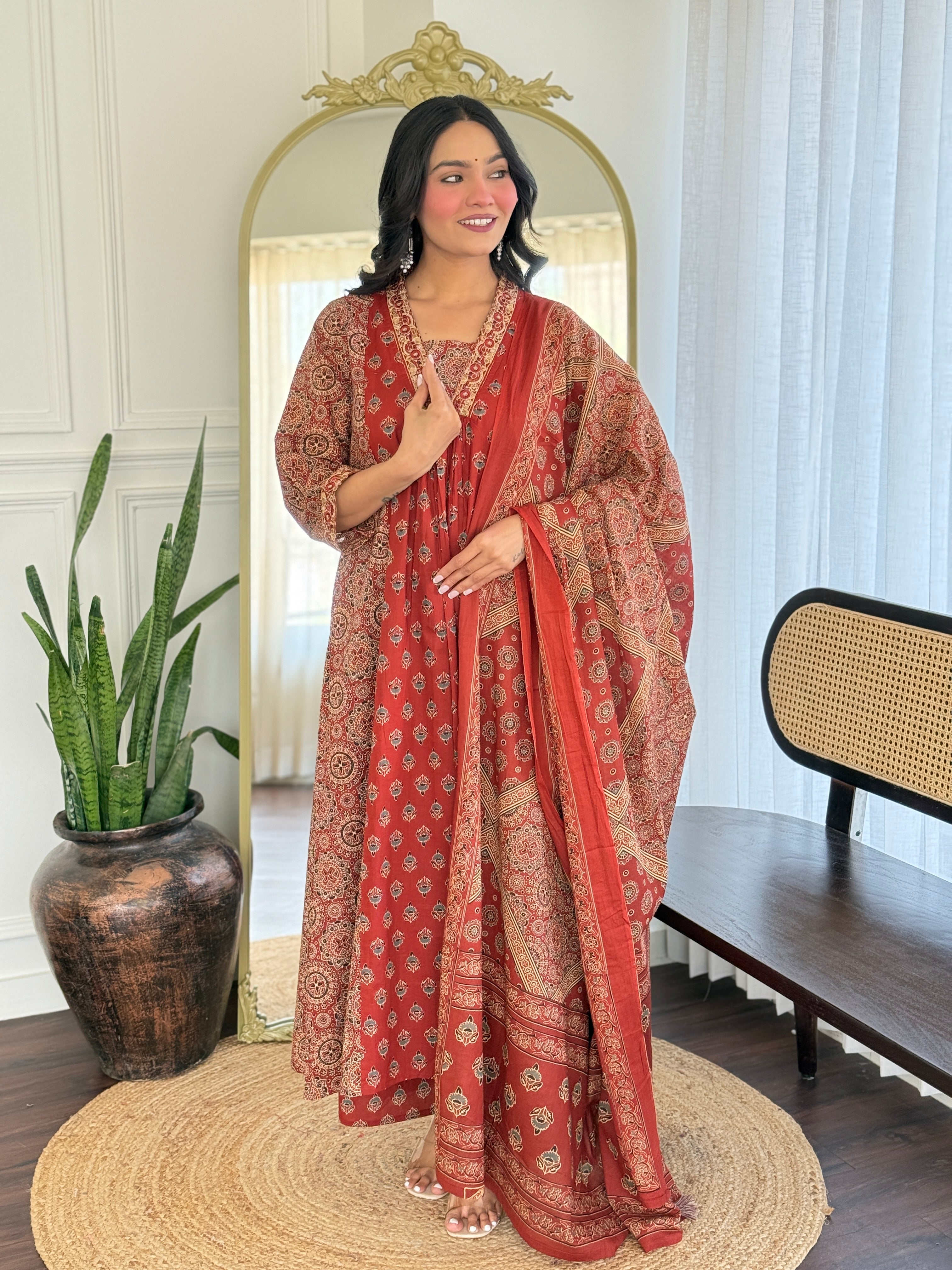 Libha Cotton Embroidered A-line Divider Set